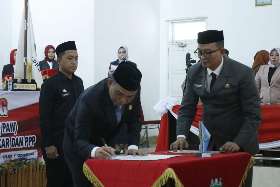 DPRD Pinrang PAW 2 Anggota Partai Golkar dan PPP