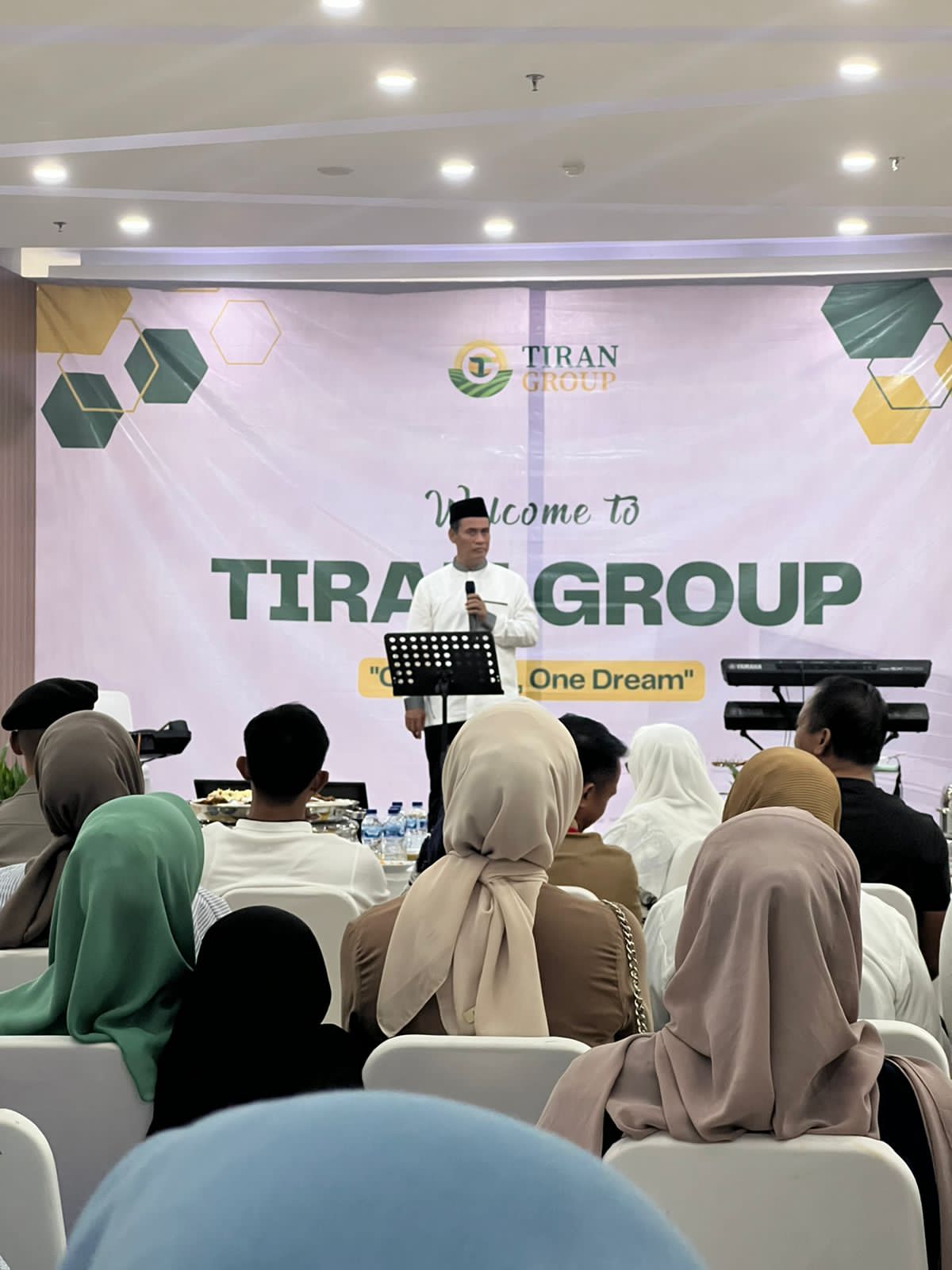 Gaji dan Tunjangan Mentan Andi Amran akan Diberikan ke Yatim Piatu