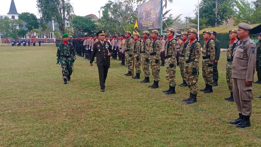 Dandim Palopo Upacara HUT TNI di Lapangan Gaspa