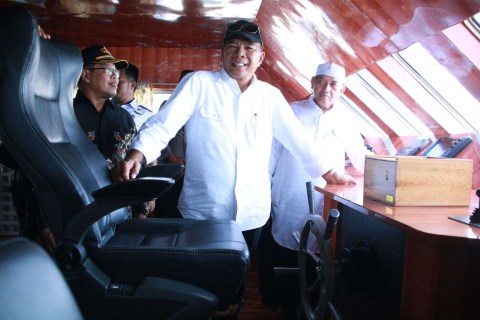 Ando Utta Luncurkan KM Cantika Lestari