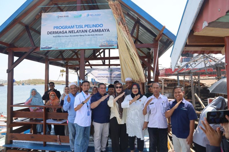Pelindo Bantu Bangun Dermaga Nelayan  di Cambaya