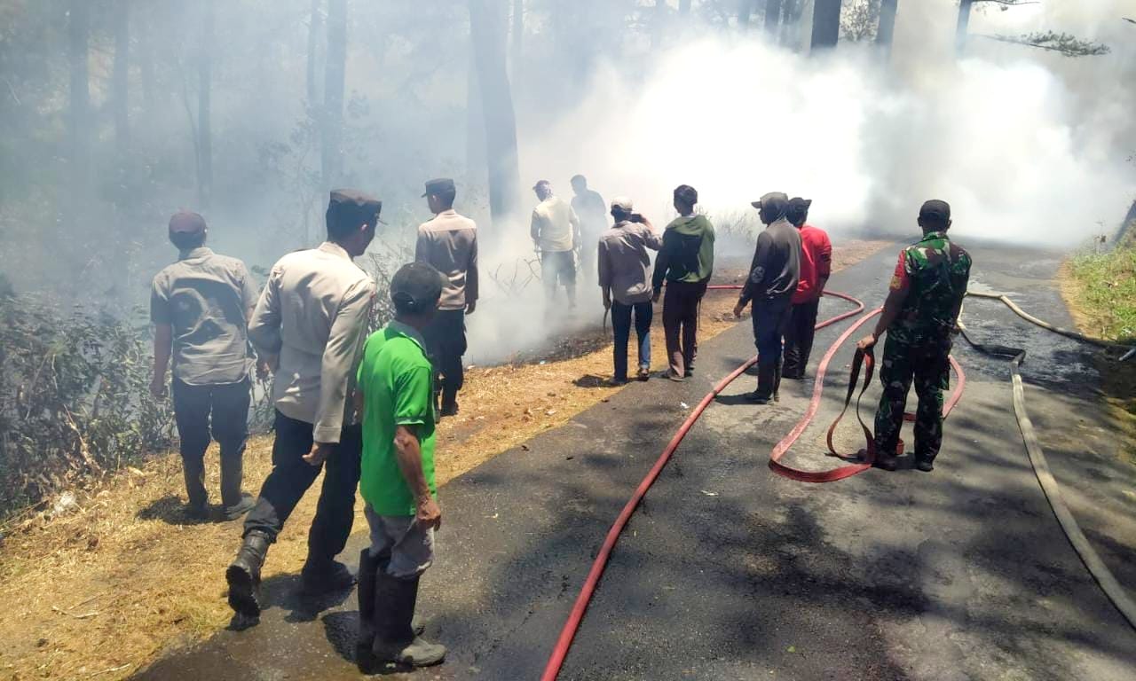 Bupati Ingatkan Masyarakat Tak Bakar Sampah Sembarangan