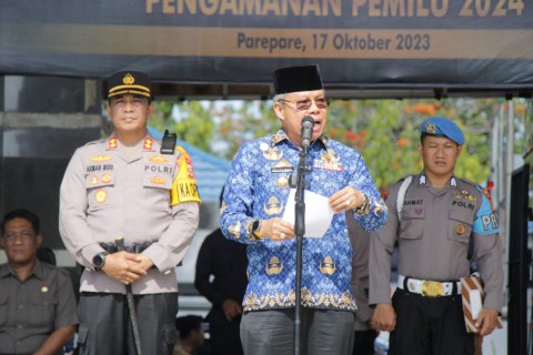 Taufan Pamit Tinggalkan Jabatan Wali Kota