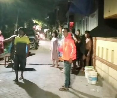 Sekelompok Pemuda Serang Warga Flamboyan Bawa Busur dan Parang