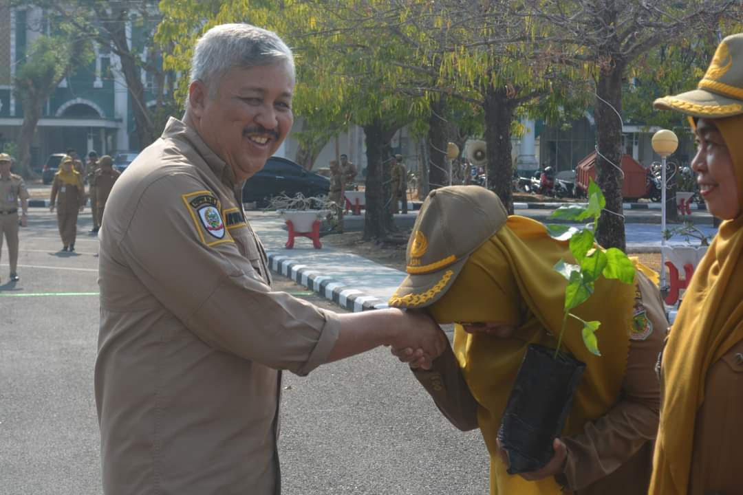 Irwan Motivasi ASN Tanam Cabai