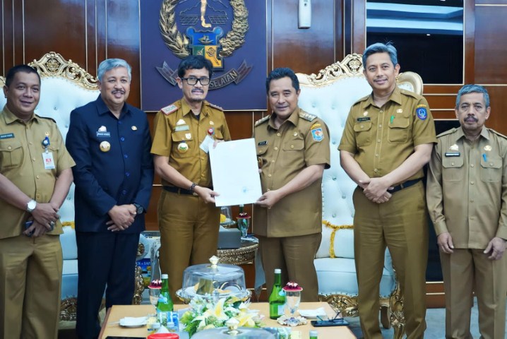 Sah, Andi Calo Sekkab Pinrang