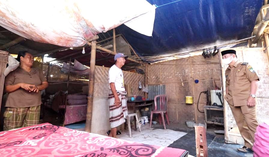Banyak Warga Tak Sesuai Kriteria Miskin Ekstrem