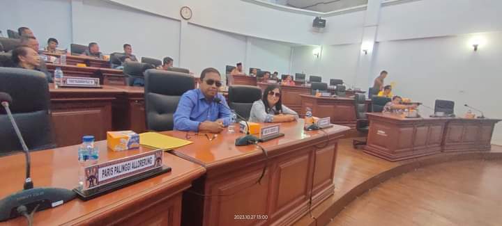 Wabup Zadrak Hadiri Rapat Paripurna