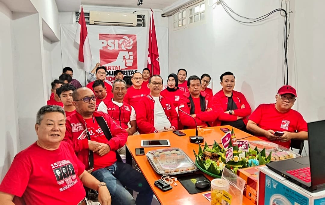 IST NOBAR--Acara Nobar dan Tumpengan Digelar di Sekretariat DPW Sulsel dan DPD Makassar guna memeriahkan HUT ke-9 PSI