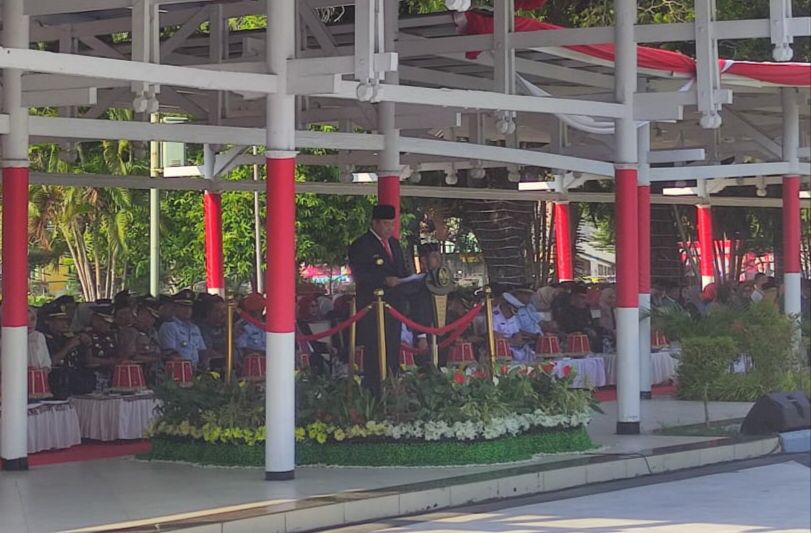 ist ARAHAN--Pj Gubernur Sulsel Bahtiar Baharuddin memberikan arahan di Hari Kesehatan Nasional (HKN) ke 59 tahun di Rujab Gubernur Sulsel, Senin (13/11).