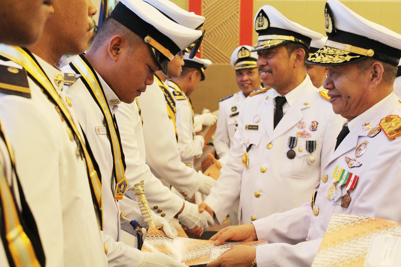 Polimarim AMI Wisuda 374 Alumni, 30-an Orang Telah Bekerja