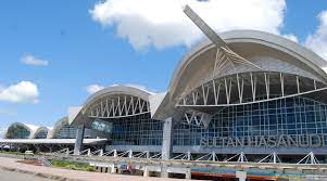Terminal Keberangkatan Bandara Hasanuddin Mulai Padat 
