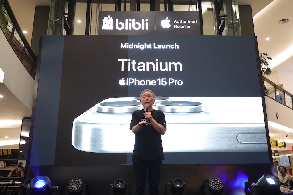 MIDNIGHT LAUNCH -- CEO & Co-Founder Blibli, Kusumo Martanto ketika membuka acara Midnight Launch di FX Sudirman, Jakarta, beberapa waktu lalu.