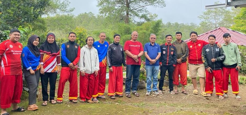 IST RAKER -- Para pengurus daerah Tapak Suci Muhammadiyah Gowa foto bersama di sela melaksanakan Raker 2023.