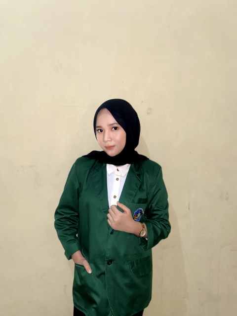  Amalia Musdalifah  Mahasiswa Ilmu Hukum  Universitas Muslim Indonesia