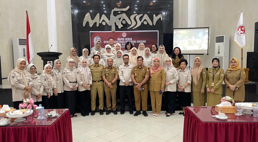 ist RAPAT--Dekranasda Makassar menggelar rapat kerja yang berlangsung di Anging Mammiri, Rumah Jabatan Wali Kota Makassar, Senin (29/1) lalu.