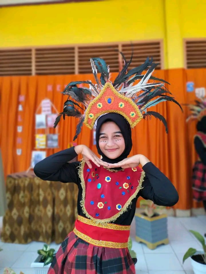 Nur Insani Echa  Siwi Kelas 3  SMAN 12  Sinjai Selatan 