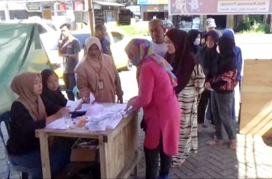 IST SUKSES--Pelaksanaan PSU yang digelar KPU pada tiga TPS berlangsung sukses dan lancar   