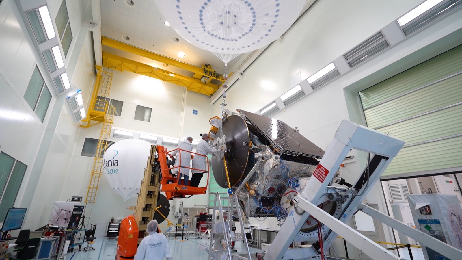 PELUNCURAN -- Persiapan rencana peluncuran Satelit HTS berkapasitas 32 Gbps dari Cape Canaveral, Florida, Amerika Serikat.