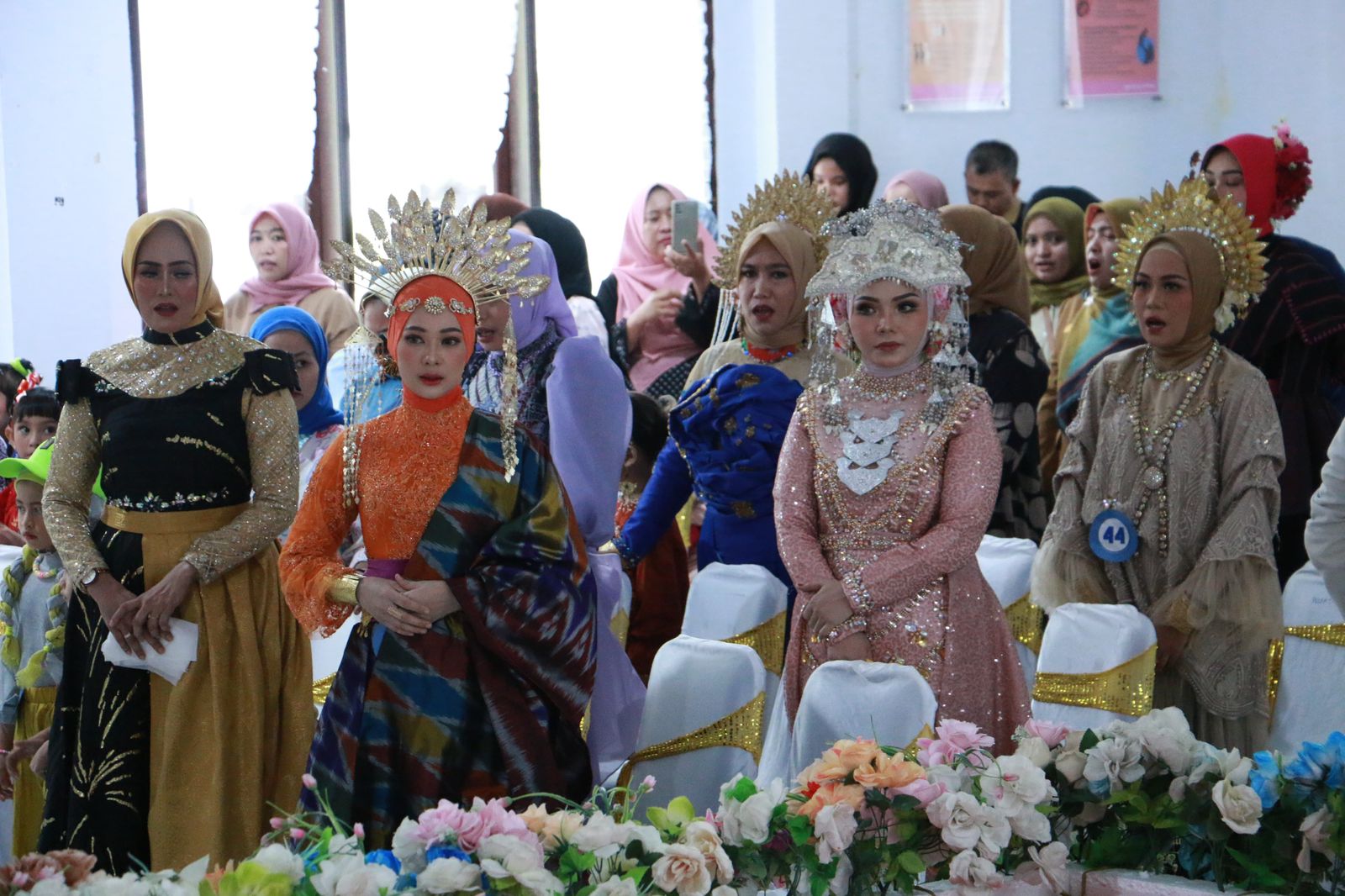 PUJI IWAPI -- Wabup Bulukumba Andi Edy Manaf memuji Pengurus IWAPI Kabupaten Bulukumba sebagai organisasi yang mampu mengelola kegiatan secara mandiri, serta berkontribusi dalam mengatasi permasalahan pengangguran di Bulukumba.