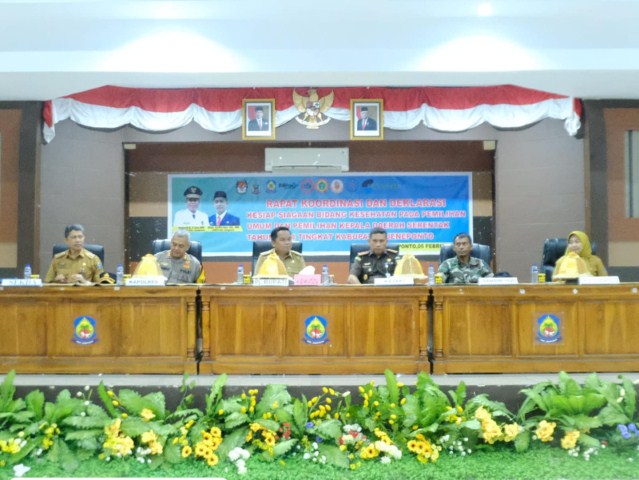 RAKOR -- Suasana Rakor kesiapsiagaan bidang kesehatan dalam rangka Pemilu 2024 yang dihadiri Pj Bupati Jeneponto, Junaedi Bakri.