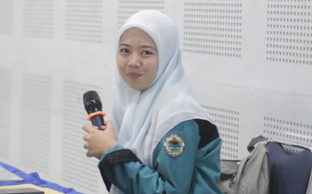 Widia Sari,  Fakultas Ekonomi dan Bisnis  Prodi Ekonomi Pembangunan Koordinator Hubungan Masyarakat dan Jaringan UKM KPI Unhas 