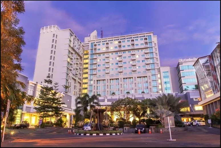 Claro Makassar 	Menjadi Venue Utama Perayaan Earth Hour