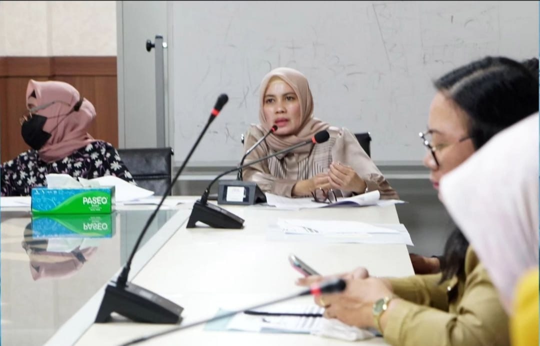 ist MONEV--Komisi B DPRD KOta Makassar melakukan  rapat kegiatan Monitoring dan Evaluasi (Monev) program kerja SKPD Triwulan I Tahun Anggaran 2024 yang dihadiri Dinas perdagangan, Dinas Koperasi dan UKM, Dinas Ketahanan Pangan, Dinas Perikanan dan Pertanian serta seluruh jajaran Direksi Perusda se-Kota Makassar.