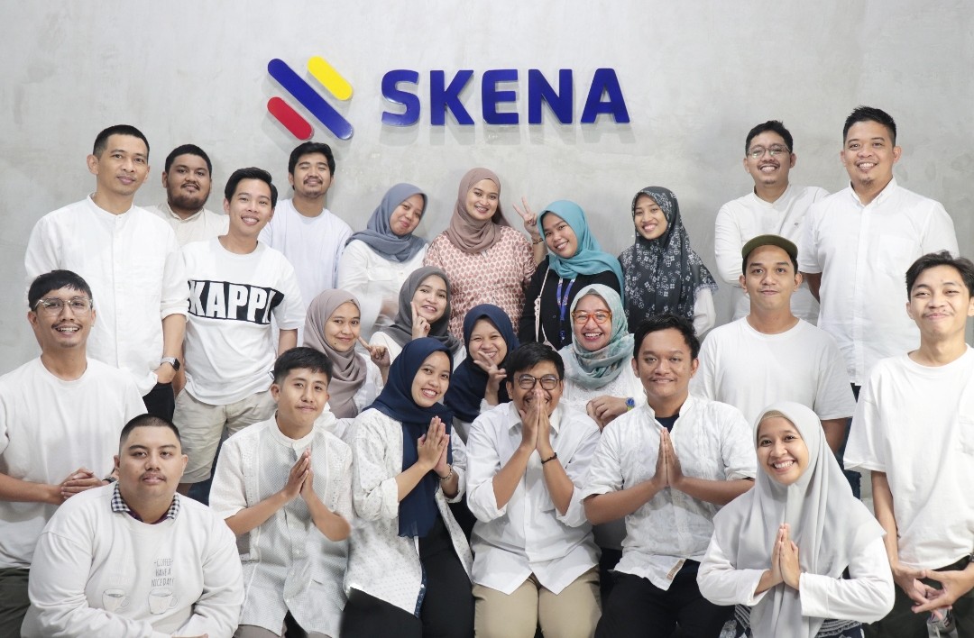Manajemen dan staf SKENA