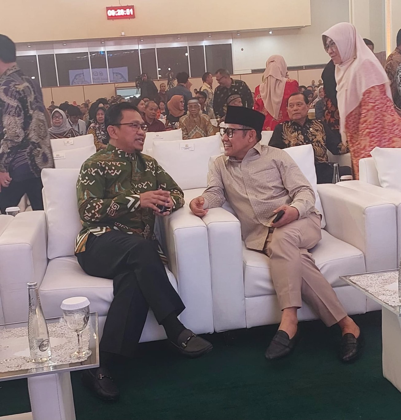 IST DISKUSI RINGAN--Wakil Ketua Umum DPP PPP Dr HM Amir Uskara diskusi ringan dengan Ketua umum DPP PKB Abdul Muhaimin Iskandar terkait kontestasi politik nasional 