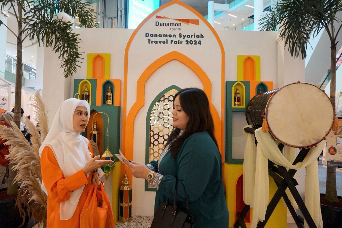 TRAVEL FAIR -- Danamon Syariah Travel Fair (DSTF) 2024 yang berlangsung di Gandaria City Mall, Jakarta, beberapa hari lalu.