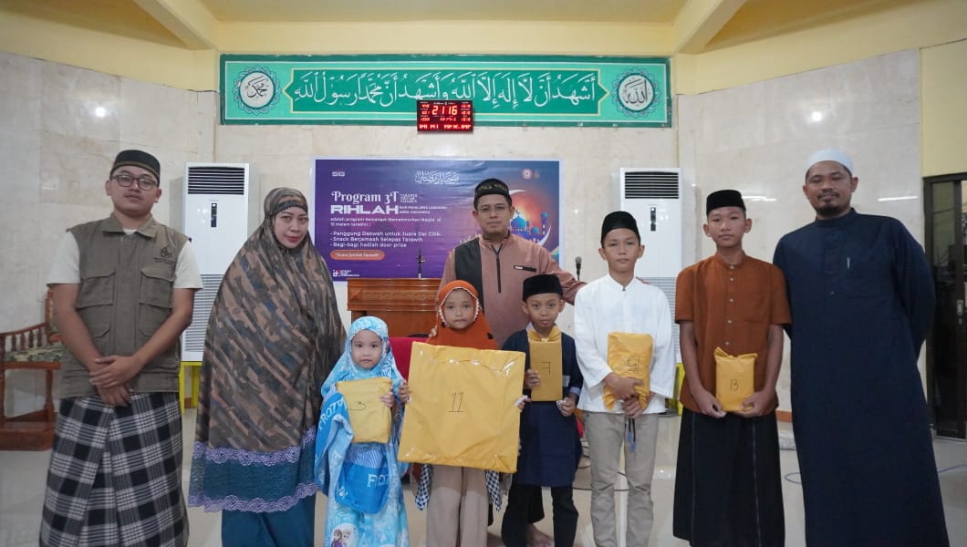 PSIST -- Salah satu kegiatan yang digelar Persatuan Siar Islam Semen Tonasa untuk menyemarakkan pelaksanaan ibadah di bulan Ramadan.