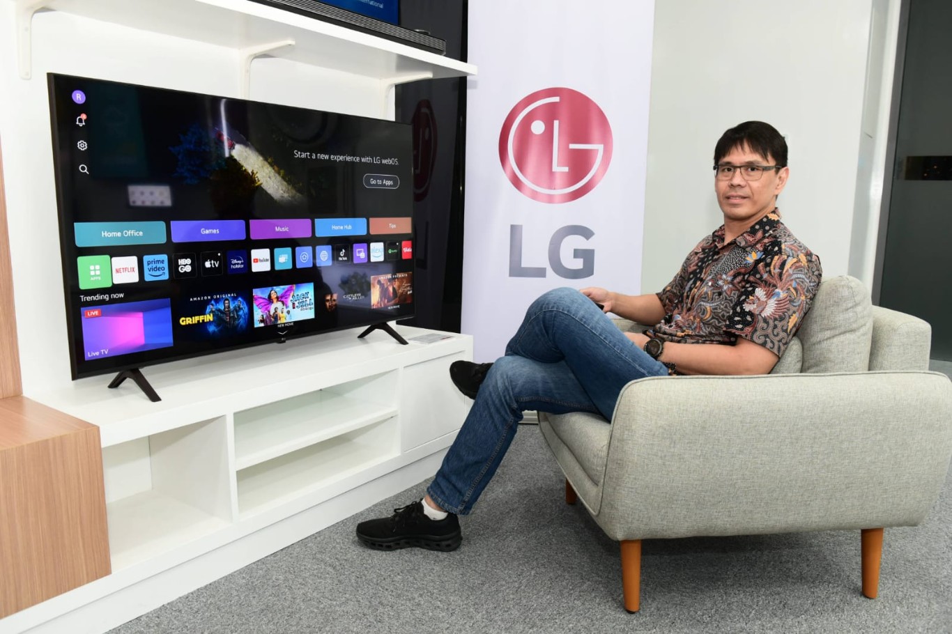 TKDN -- Salah satu dari empat produk terbaru LG yang berhasil mendapatkan nilai TKDN besar.