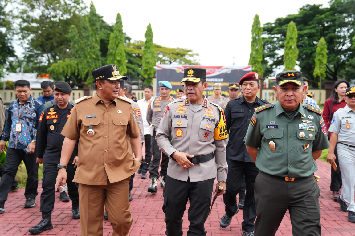 143 Polwan  Berjaga di 10 Mal