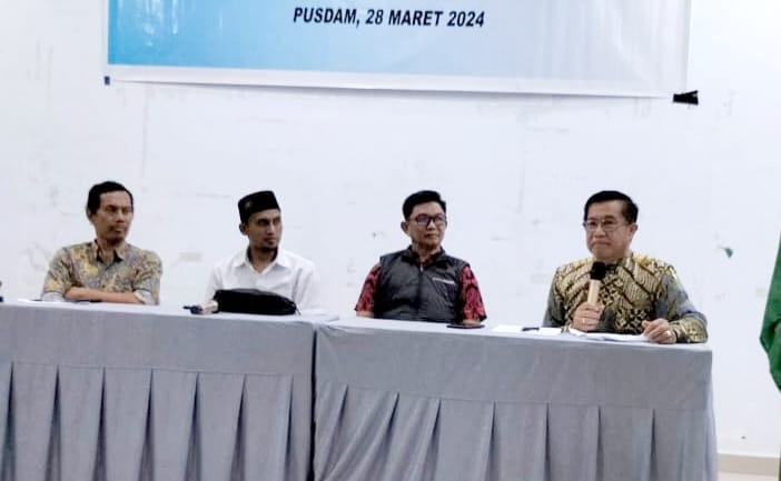 PERTEMUAN -- Suasana pertemuan dan penyuluhan terkait rencana pendirian koperasi oleh PDM Kabupaten Gowa.