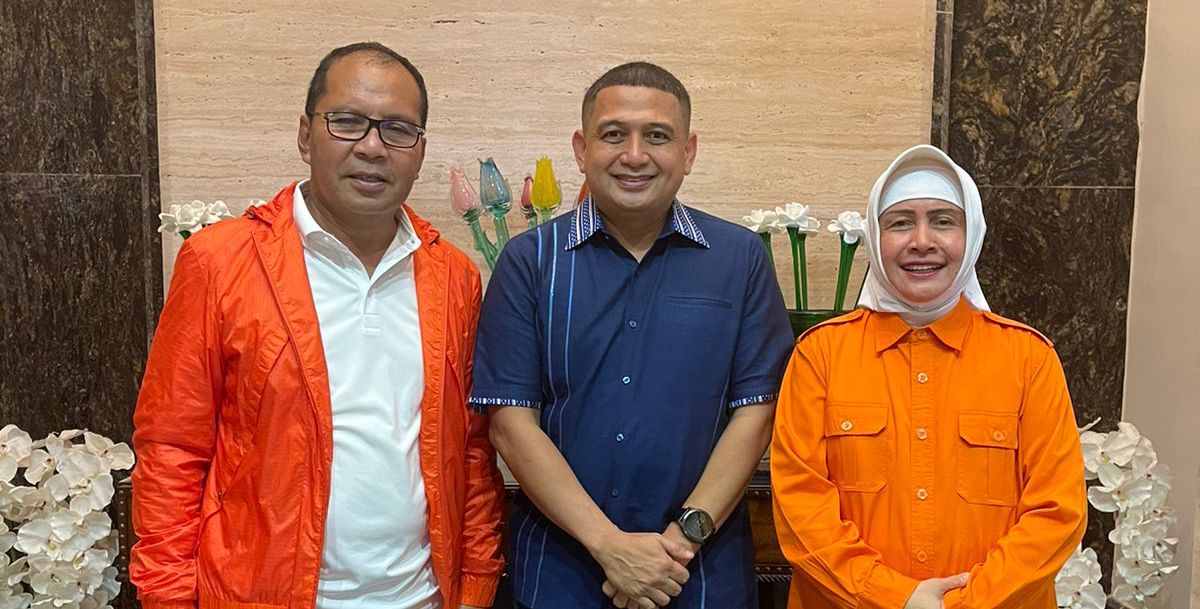 Appi-Indira,  Siapa 01?