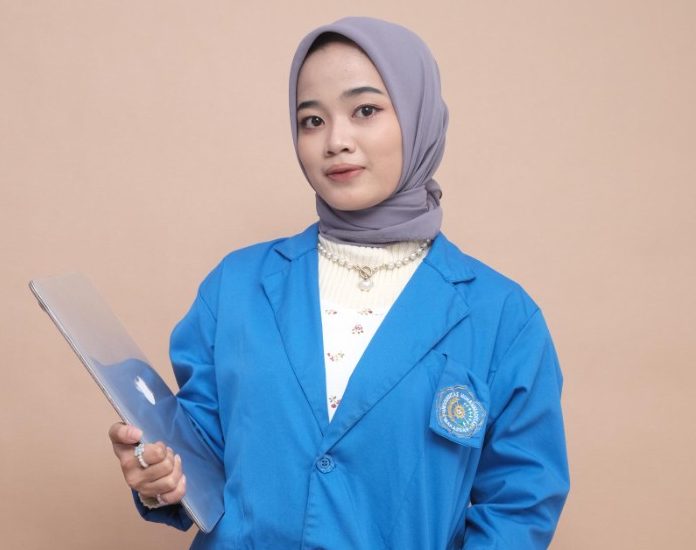 Ega Amelia  Prodi Ilmu Komunikasi  FISIP Unismuh Makassar 