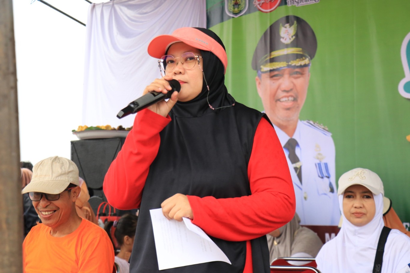 GEBYAR -- Dinas Pendidikan dan Kebudayaan Kabupaten Luwu Timur menggelar Gebyar Gerakan Sekolah Sehat (GSS) Tahun 2024 secara serentak di Anjungan Sungai Malili, Selasa (28/5). 
