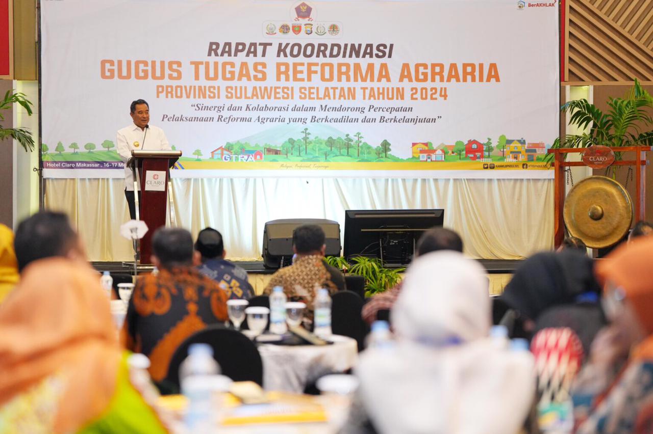 ist RAKOR--Wali Kota Makassar Moh Ramdhan Danny Pomanto  saat menghadiri Rakor Pembinaan Manajemen ASN melalui Pengawasan dan Pengendalian se-Wilayah Kantor Regional IV BKN, di Hotel Claro, Kamis, (16/5).