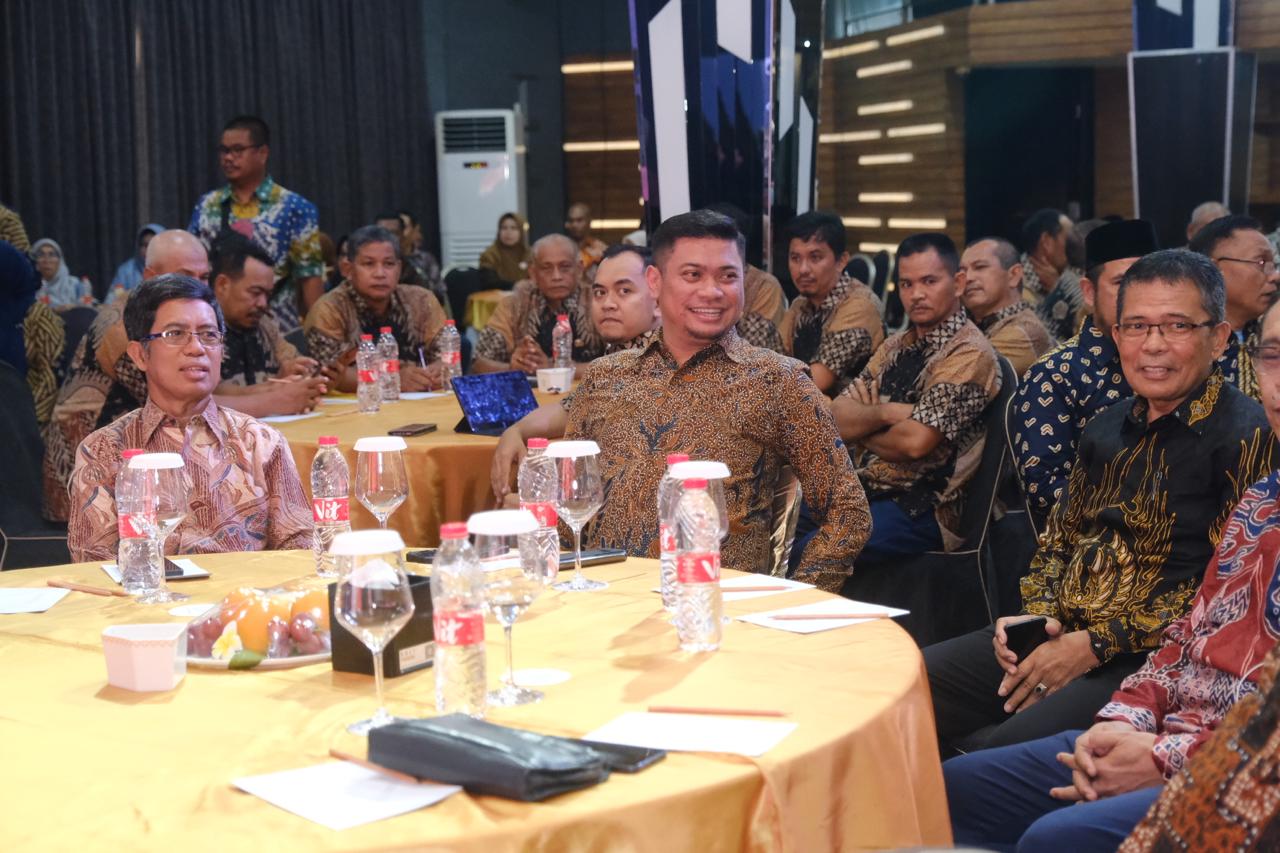 IST RAKOR -- Bupati Gowa, Adnan Purichta Ichsan saat hadir dalam Rakor Pendidikan yang berlangsung di Badung, Bali. 