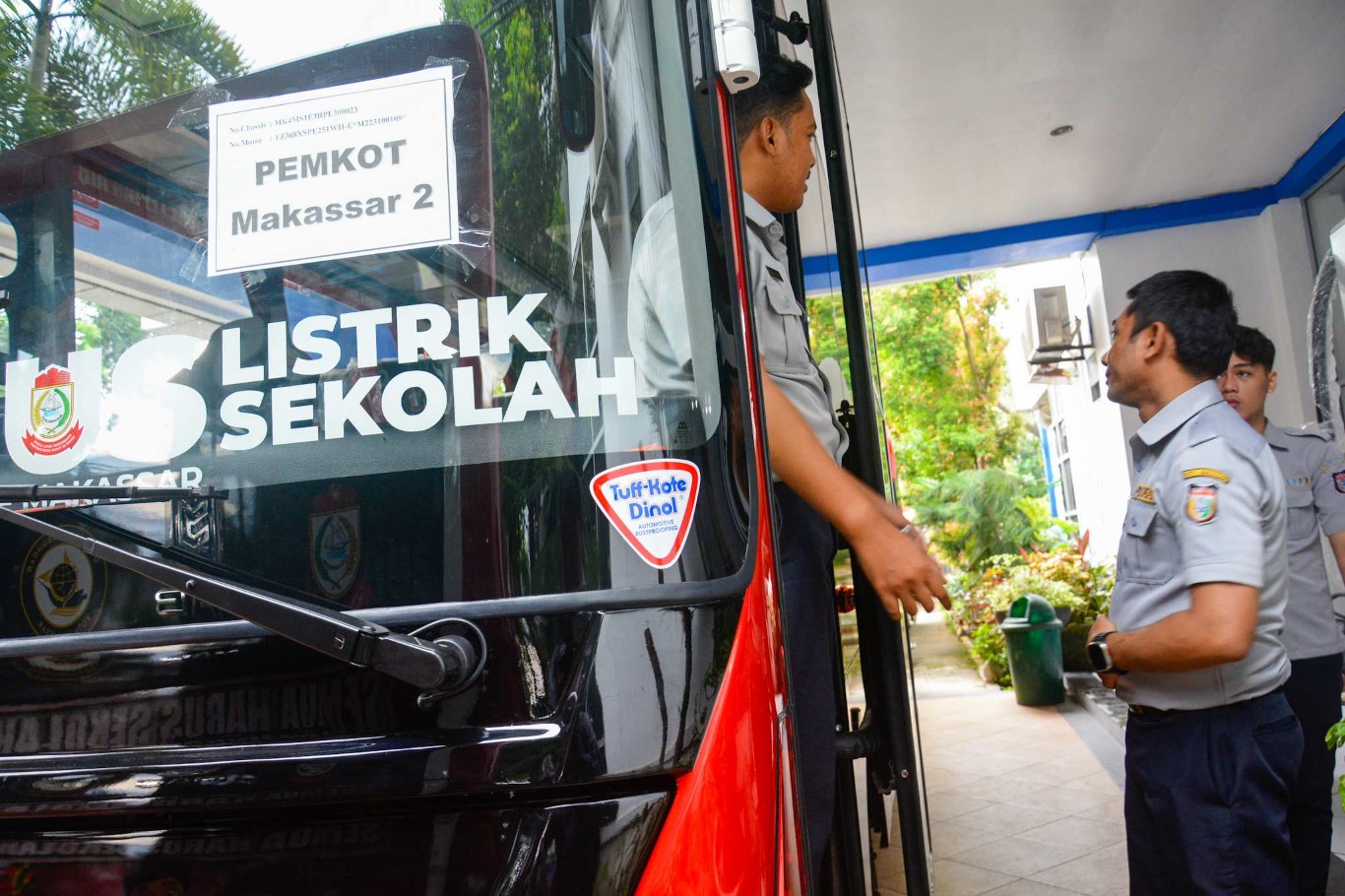 int USULKAN--Dishub Kota Makassar mengusulkan penambahan dua mobil listrik untuk anak sekolah melalui AAPBD Perubahan 2024 mendatang.Tampak mobil listrik untuk anak sekolah di Makassar.