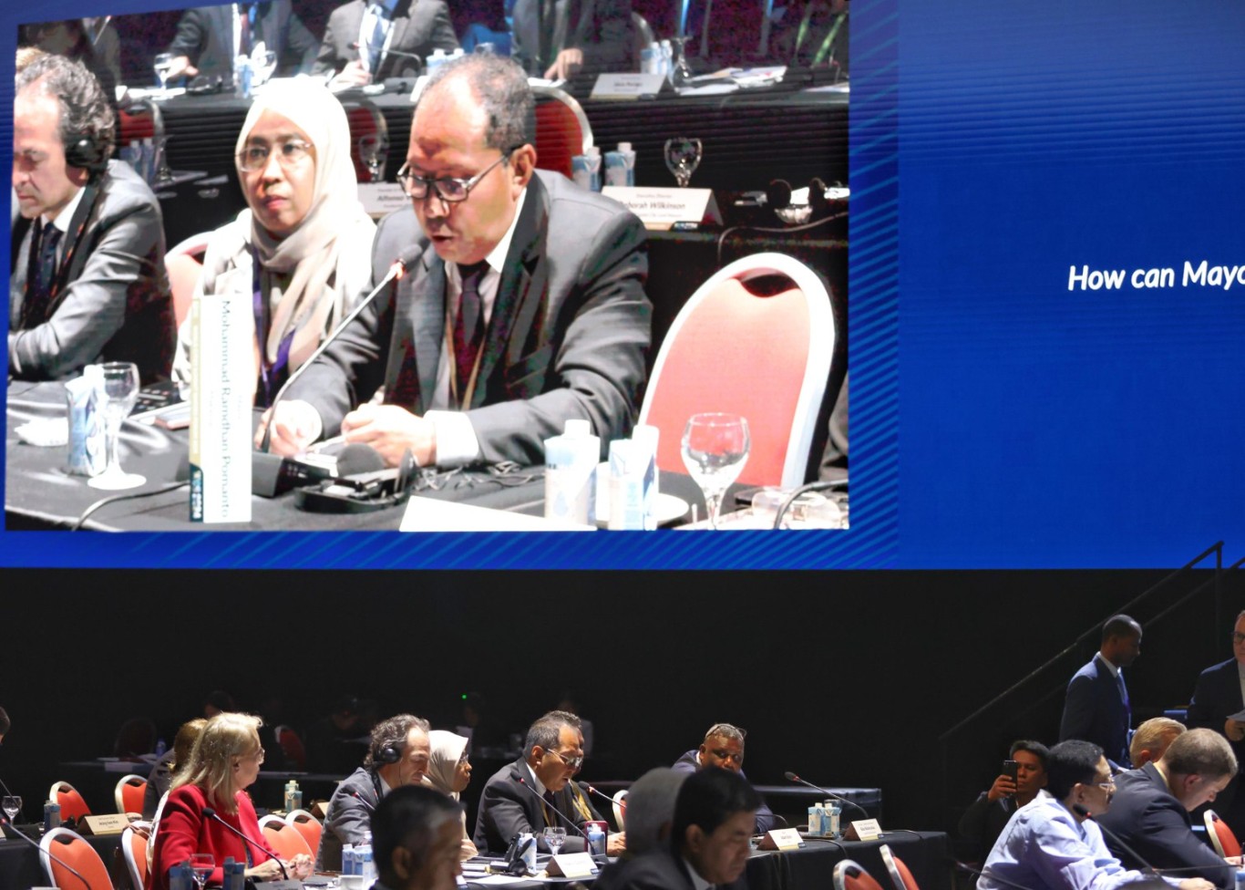 ist BERBAGI--Wali Kota Makassar Moh Ramdhan Pomanto berbagi pengalaman di hadapan wali kota se-dunia dalam agenda Mayor Forum World Cities Summit (WCS) 2024, di Singapura, Minggu (2/6).