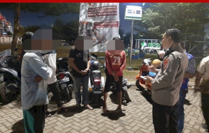 IST DIAMANKAN -- Lima Jukir liar di kawasan CPI diamankan di Polsek Tamalate.