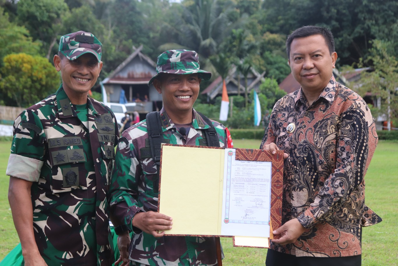 Bupati Basli Ali Apresiasi Dharma Bakti Satgas TMMD Kodim 1415 Selayar Membangun Desa Bone Timur