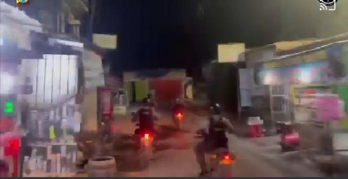 IST PATROLI -- Personel Samapta Polrestabes Makassar yang melaksanakan patroli di wilayah hukum Polrestabes Makassar.