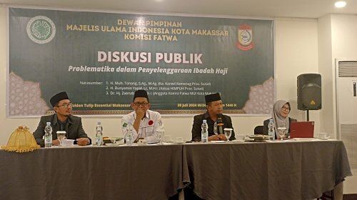 ist DISKUSI--Kabid Penyelenggaraan Ibadah Haji Kemenag Sulsel, Iqbal Ismail, saat Diskusi Publik Problematika dalam Penyelenggaraan Ibadah Haji, di Hotel Golden Tulip Makassar, Selasa (30/7).