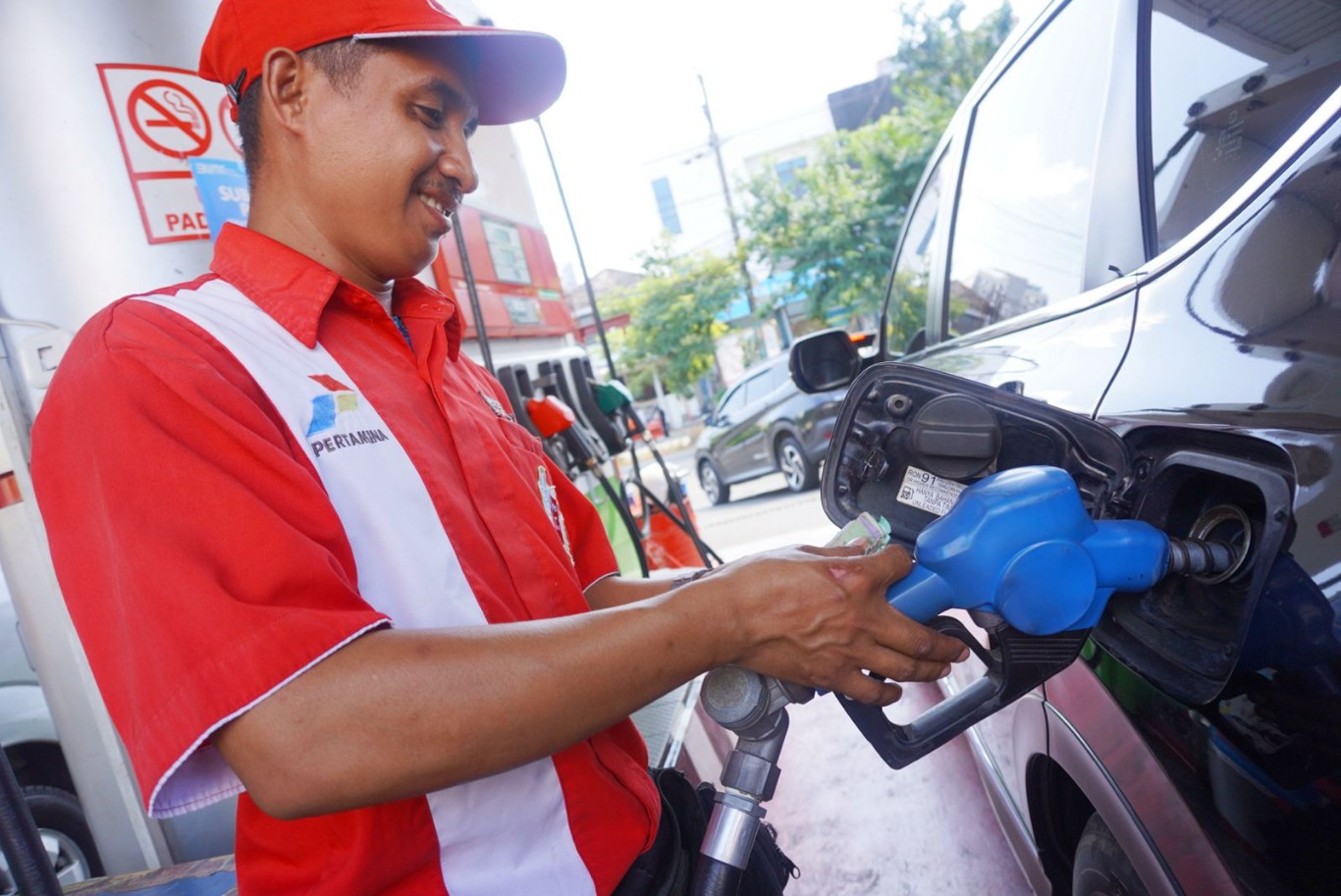 DAYA BELI -- Tingginya konsumsi BBM non subsidi di Sulawesi Selatan diklaim sebagai indikator meningkatnya daya beli masyarakat.