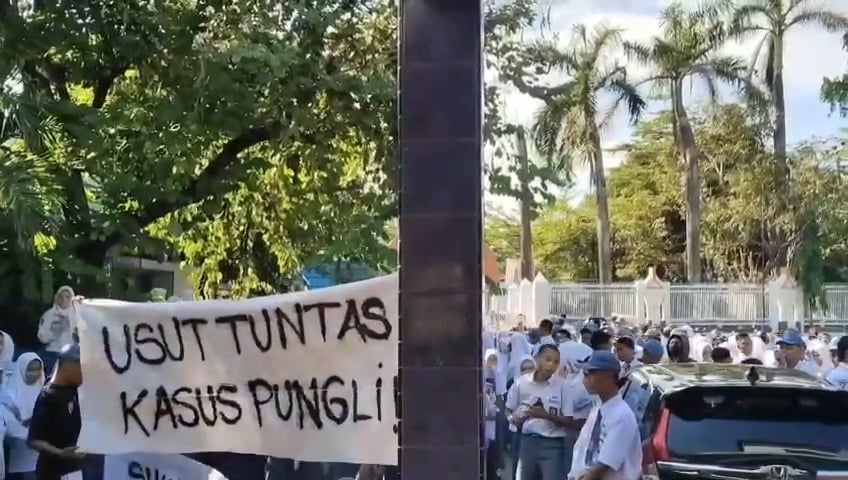 Kepala SMAN 11  Dinonaktifkan