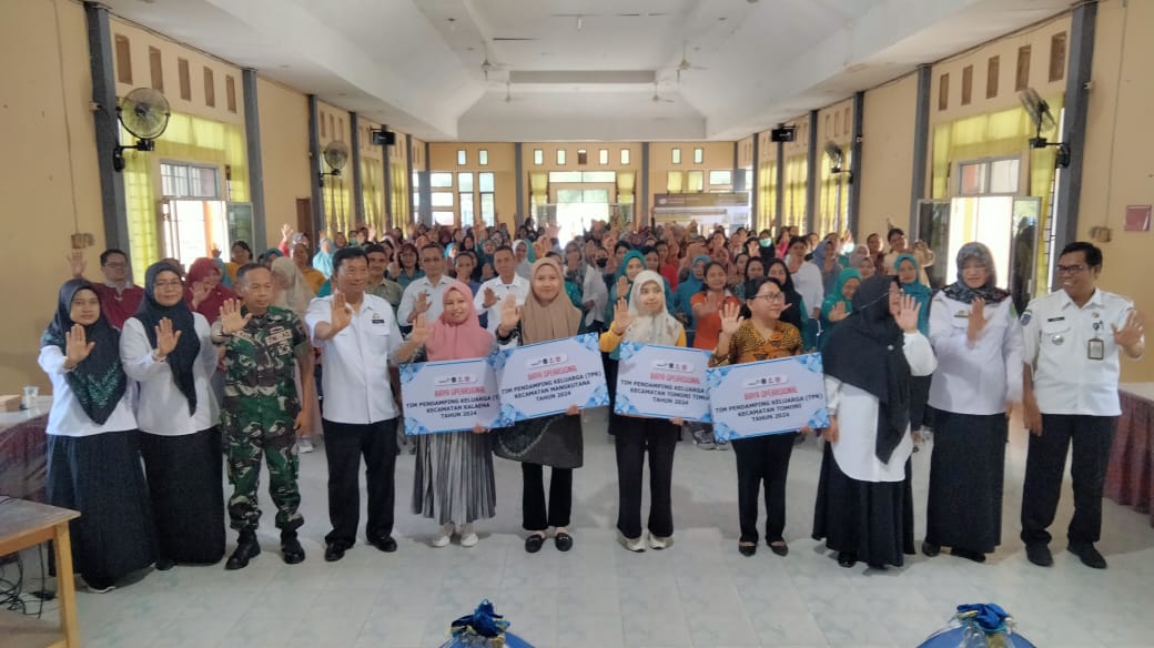 STUNTING -- Rembuk stunting di Aula kantor Desa Pattengko menjadi momentum penting bagi masyarakat setempat untuk bersama-sama menurunkan angka stunting.  