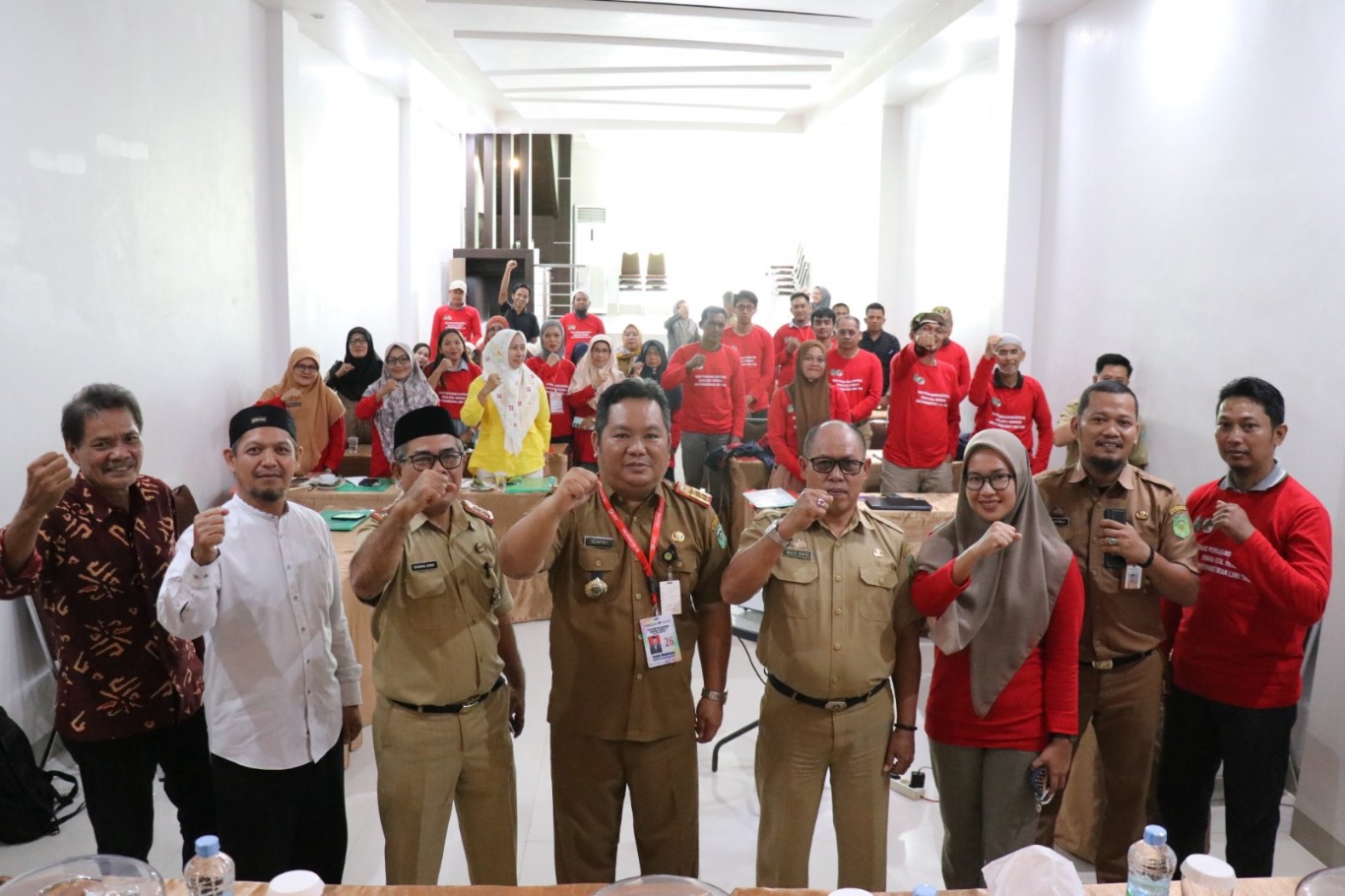 DIKLAT -- Sebanyak 25 peserta baik dari pengurus maupun anggota Koperasi Primer Kabupaten mengikuti Diklat Pengelolaan Usaha Koperasi Berbasis Syariah Tahun 2024 yang diselenggarakan oleh Dinas Dagkop UKM-P Lutim di Golden House Malili selama tiga hari (2-4/7).  